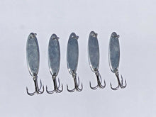 Load image into Gallery viewer, 5 New, Kastmaster Style Green &amp; Silver Spoon,  1/4 ounce great for Trout,&amp; Bass
